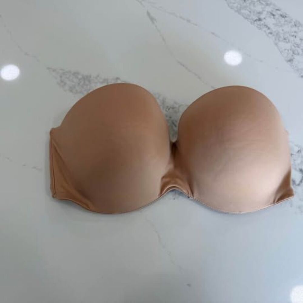 Victoria’s Secret Strapless Bra, 34DDD, Beige, Good Condition, No Straps C7389